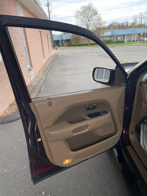 2008 Honda Pilot 4WD 4dr EX-L, available for sale in New Britain, Connecticut | Supreme Automotive. New Britain, Connecticut 2008 Honda Pilot 4WD 4dr EX-L, available for sale in New Britain, Connecticut | Supreme Automotive. New Britain, Connecticut