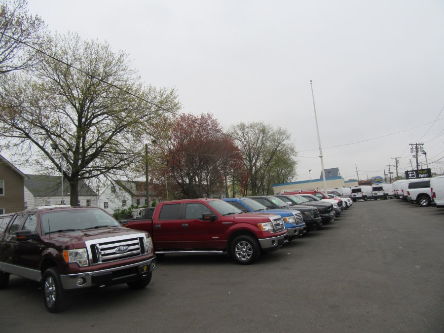 2009 Ford F-150 4WD SuperCrew 157" XLT, available for sale in Little Ferry, New Jersey | Royalty Auto Sales. Little Ferry, New Jersey 2009 Ford F-150 4WD SuperCrew 157" XLT, available for sale in Little Ferry, New Jersey | Royalty Auto Sales. Little Ferry, New Jersey