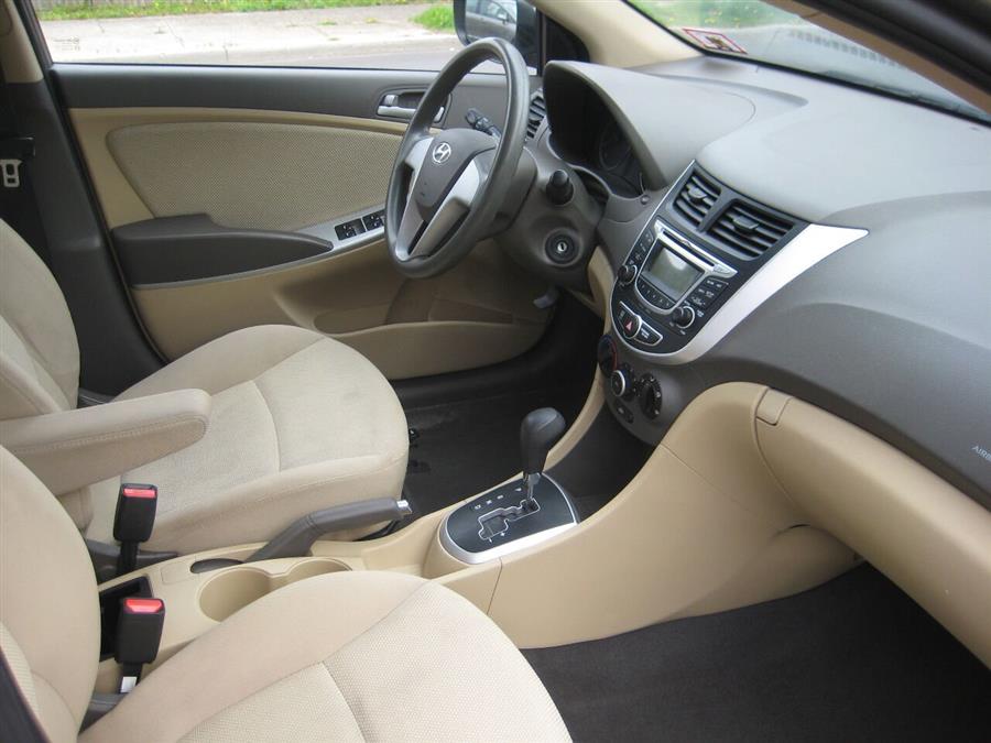 2013 Hyundai Accent GLS 4dr Sedan, available for sale in Massapequa, New York | Rite Choice Auto Inc.. Massapequa, New York 2013 Hyundai Accent GLS 4dr Sedan, available for sale in Massapequa, New York | Rite Choice Auto Inc.. Massapequa, New York