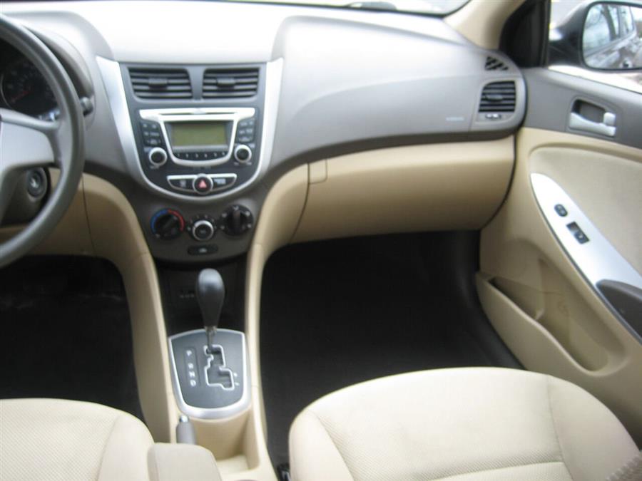 2013 Hyundai Accent GLS 4dr Sedan, available for sale in Massapequa, New York | Rite Choice Auto Inc.. Massapequa, New York 2013 Hyundai Accent GLS 4dr Sedan, available for sale in Massapequa, New York | Rite Choice Auto Inc.. Massapequa, New York