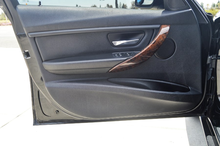 2014 BMW 3 Series 4dr Sdn 328i xDrive AWD SULEV, available for sale in Moreno Valley, California | Fusion Motors Inc. Moreno Valley, California 2014 BMW 3 Series 4dr Sdn 328i xDrive AWD SULEV, available for sale in Moreno Valley, California | Fusion Motors Inc. Moreno Valley, California