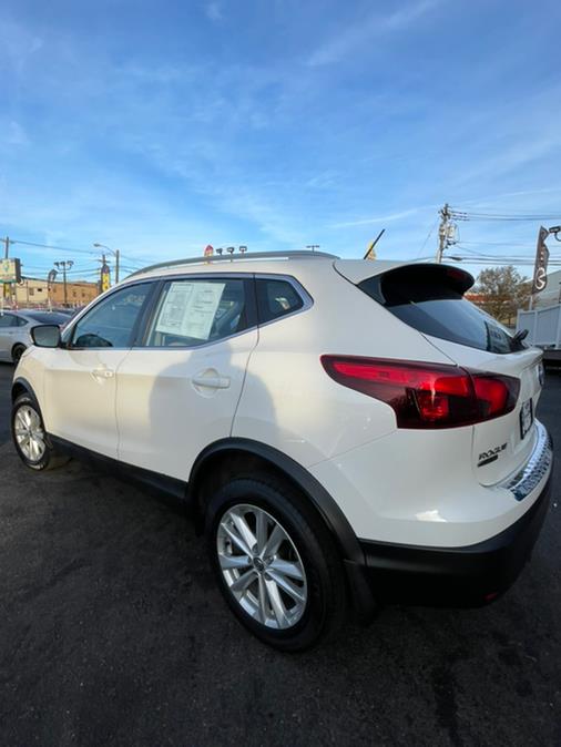 Used Nissan Rogue Sport FWD SV 2018 | NJ Used Cars Center. Irvington, New Jersey Used Nissan Rogue Sport FWD SV 2018 | NJ Used Cars Center. Irvington, New Jersey