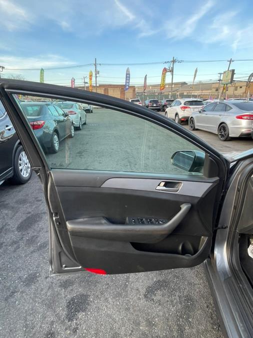 Used Hyundai Sonata SE 2.4L 2019 | NJ Used Cars Center. Irvington, New Jersey Used Hyundai Sonata SE 2.4L 2019 | NJ Used Cars Center. Irvington, New Jersey