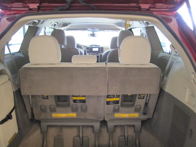 Used Toyota Sienna LE 7-Passenger 2014 | Auto Network Group Inc. Placentia, California