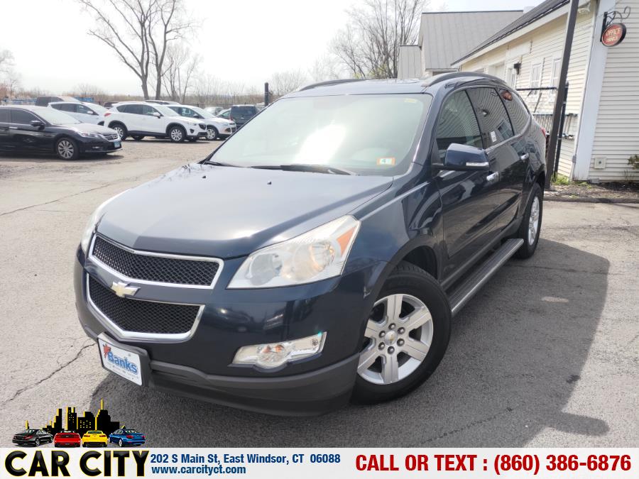 2011 Chevrolet Traverse AWD 4dr LT w/1LT, available for sale in East Windsor, Connecticut | Car City LLC. East Windsor, Connecticut