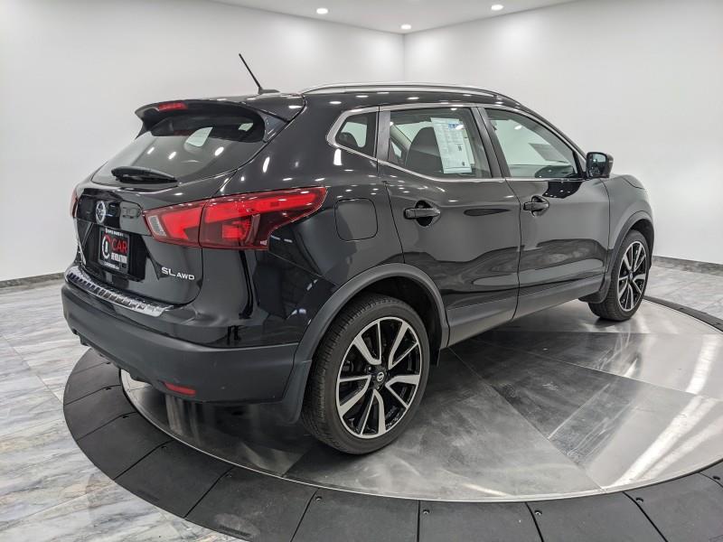 Used Nissan Rogue Sport SL w/Nav & RearCam 2017 | Car Revolution. Maple Shade, New Jersey Used Nissan Rogue Sport SL w/Nav & RearCam 2017 | Car Revolution. Maple Shade, New Jersey