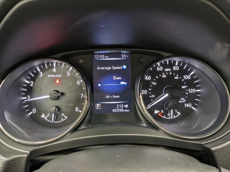 Used Nissan Rogue Sport SL w/Nav & RearCam 2017 | Car Revolution. Maple Shade, New Jersey Used Nissan Rogue Sport SL w/Nav & RearCam 2017 | Car Revolution. Maple Shade, New Jersey