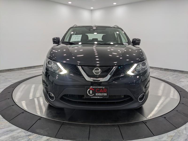 Used Nissan Rogue Sport SL w/Nav & RearCam 2017 | Car Revolution. Maple Shade, New Jersey Used Nissan Rogue Sport SL w/Nav & RearCam 2017 | Car Revolution. Maple Shade, New Jersey