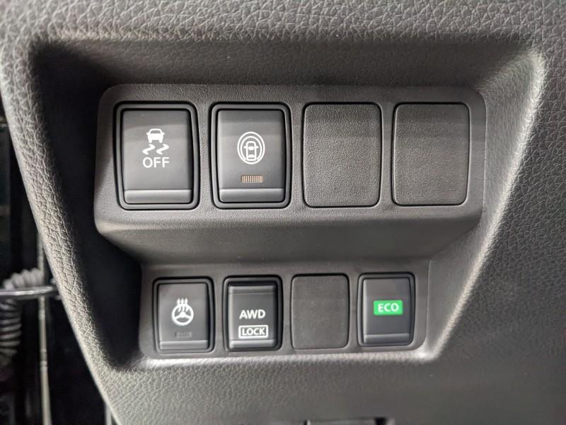 Used Nissan Rogue Sport SL w/Nav & RearCam 2017 | Car Revolution. Maple Shade, New Jersey Used Nissan Rogue Sport SL w/Nav & RearCam 2017 | Car Revolution. Maple Shade, New Jersey