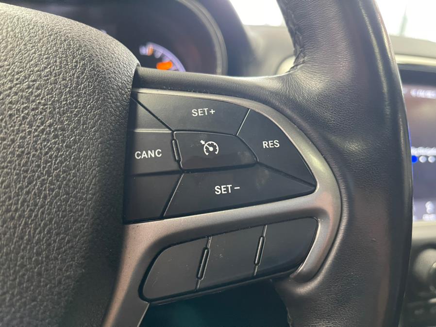 2018 Jeep Grand Cherokee STERLING EDITION Limited 4x4, available for sale in Inwood, New York | 5 Towns Drive. Inwood, New York 2018 Jeep Grand Cherokee STERLING EDITION Limited 4x4, available for sale in Inwood, New York | 5 Towns Drive. Inwood, New York
