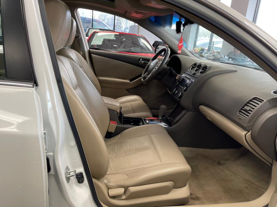 2010 Nissan Altima 4dr Sdn I4 CVT 2.5 SL, available for sale in Inwood, New York | 5 Towns Drive. Inwood, New York 2010 Nissan Altima 4dr Sdn I4 CVT 2.5 SL, available for sale in Inwood, New York | 5 Towns Drive. Inwood, New York