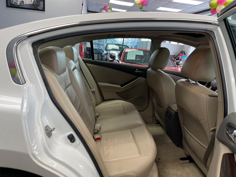 2010 Nissan Altima 4dr Sdn I4 CVT 2.5 SL, available for sale in Inwood, New York | 5 Towns Drive. Inwood, New York 2010 Nissan Altima 4dr Sdn I4 CVT 2.5 SL, available for sale in Inwood, New York | 5 Towns Drive. Inwood, New York