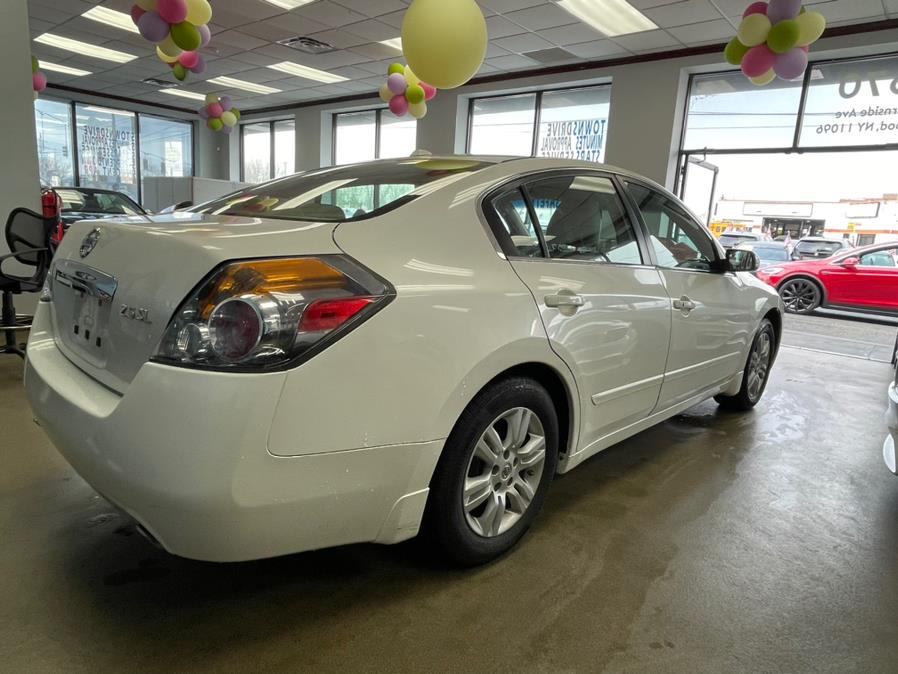 2010 Nissan Altima 4dr Sdn I4 CVT 2.5 SL, available for sale in Inwood, New York | 5 Towns Drive. Inwood, New York 2010 Nissan Altima 4dr Sdn I4 CVT 2.5 SL, available for sale in Inwood, New York | 5 Towns Drive. Inwood, New York