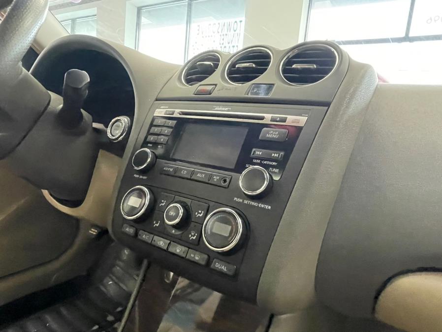 2010 Nissan Altima 4dr Sdn I4 CVT 2.5 SL, available for sale in Inwood, New York | 5 Towns Drive. Inwood, New York 2010 Nissan Altima 4dr Sdn I4 CVT 2.5 SL, available for sale in Inwood, New York | 5 Towns Drive. Inwood, New York