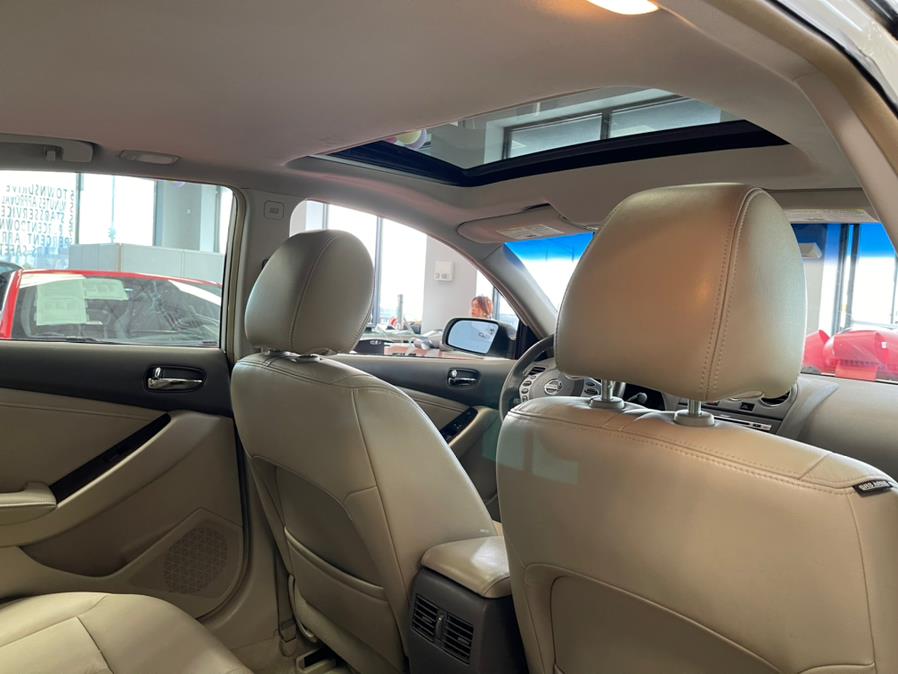 2010 Nissan Altima 4dr Sdn I4 CVT 2.5 SL, available for sale in Inwood, New York | 5 Towns Drive. Inwood, New York 2010 Nissan Altima 4dr Sdn I4 CVT 2.5 SL, available for sale in Inwood, New York | 5 Towns Drive. Inwood, New York