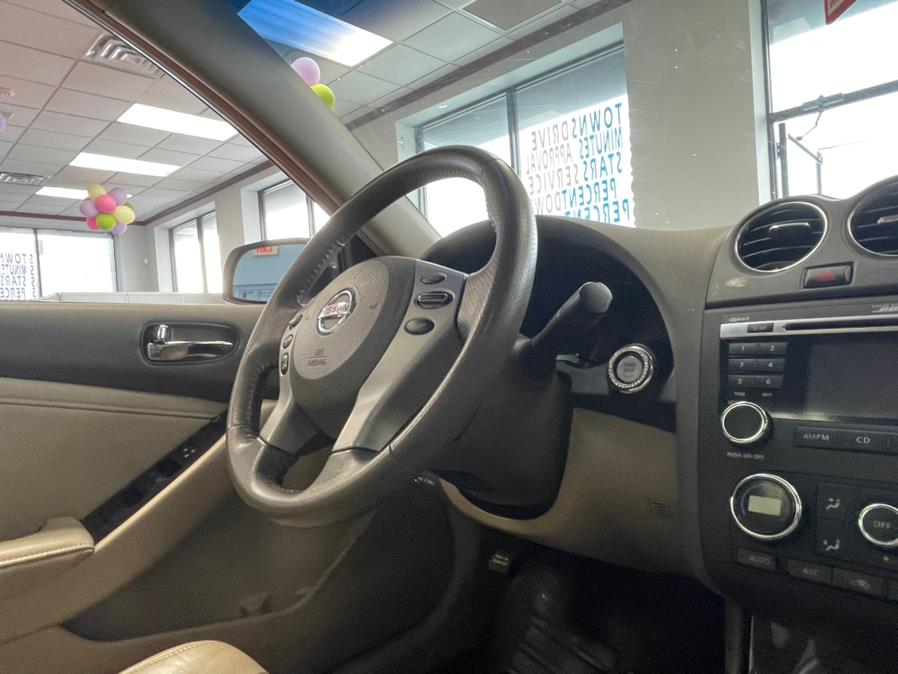 2010 Nissan Altima 4dr Sdn I4 CVT 2.5 SL, available for sale in Inwood, New York | 5 Towns Drive. Inwood, New York 2010 Nissan Altima 4dr Sdn I4 CVT 2.5 SL, available for sale in Inwood, New York | 5 Towns Drive. Inwood, New York