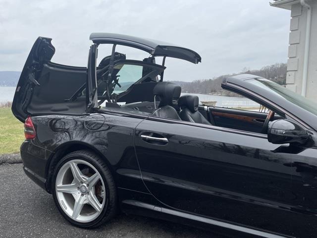 Used Mercedes-benz Sl-class SL 550 2011 | Blasius of Danbury. Danbury, Connecticut Used Mercedes-benz Sl-class SL 550 2011 | Blasius of Danbury. Danbury, Connecticut