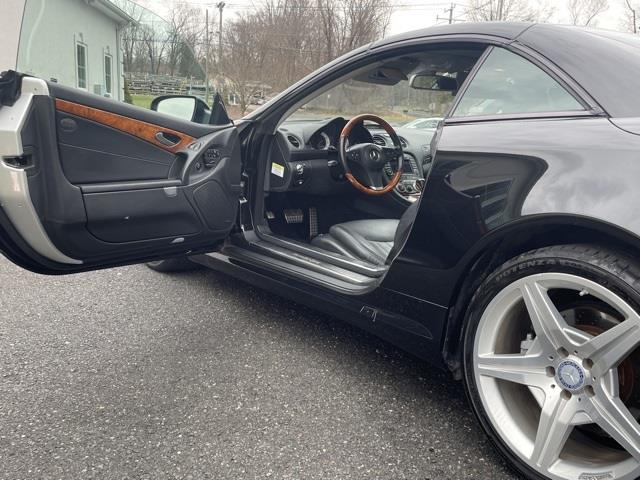 Used Mercedes-benz Sl-class SL 550 2011 | Blasius of Danbury. Danbury, Connecticut Used Mercedes-benz Sl-class SL 550 2011 | Blasius of Danbury. Danbury, Connecticut