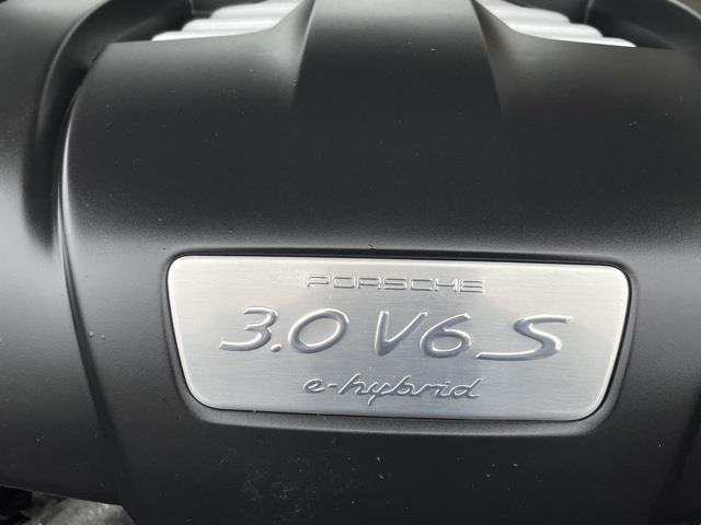Used Porsche Cayenne E-hybrid S 2016 | Blasius Federal Road. Brookfield, Connecticut Used Porsche Cayenne E-hybrid S 2016 | Blasius Federal Road. Brookfield, Connecticut