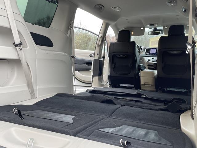Used Chrysler Pacifica Touring L 2021 | Blasius of Danbury. Danbury, Connecticut Used Chrysler Pacifica Touring L 2021 | Blasius of Danbury. Danbury, Connecticut