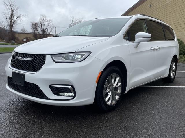 Used Chrysler Pacifica Touring L 2021 | Blasius of Danbury. Danbury, Connecticut Used Chrysler Pacifica Touring L 2021 | Blasius of Danbury. Danbury, Connecticut