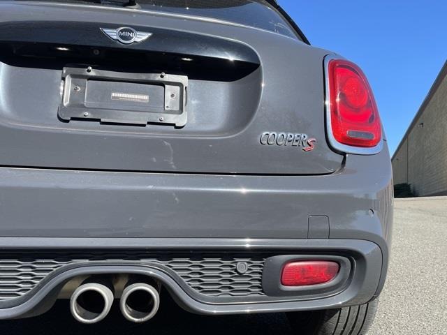 Used Mini Cooper s Base 2018 | Blasius of Danbury. Danbury, Connecticut Used Mini Cooper s Base 2018 | Blasius of Danbury. Danbury, Connecticut