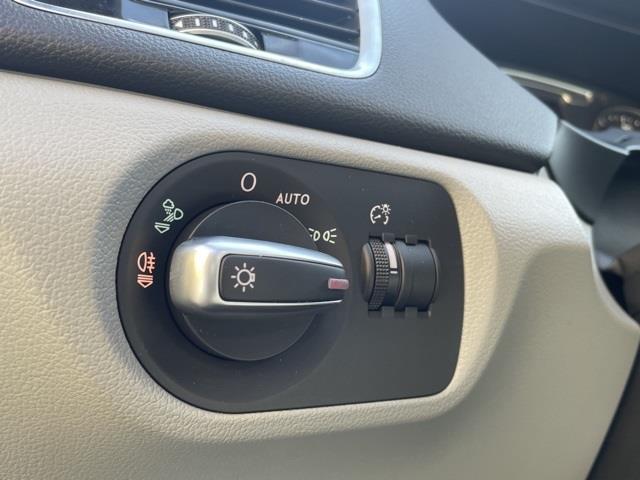 Used Audi Q3 2.0T Premium Plus 2018 | Blasius of Danbury. Danbury, Connecticut Used Audi Q3 2.0T Premium Plus 2018 | Blasius of Danbury. Danbury, Connecticut