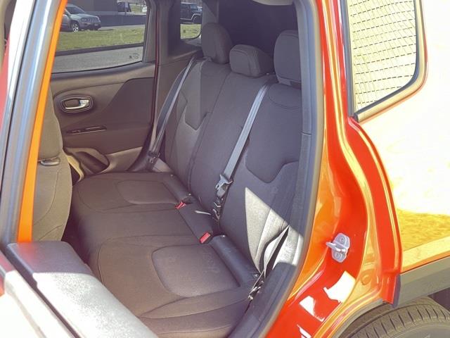 Used Jeep Renegade Latitude 2016 | Blasius of Danbury. Danbury, Connecticut Used Jeep Renegade Latitude 2016 | Blasius of Danbury. Danbury, Connecticut