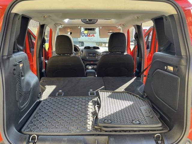 Used Jeep Renegade Latitude 2016 | Blasius of Danbury. Danbury, Connecticut Used Jeep Renegade Latitude 2016 | Blasius of Danbury. Danbury, Connecticut
