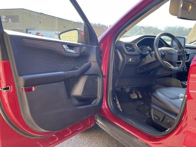 2020 Ford Escape Titanium Hybrid, available for sale in Brookfield, Connecticut | Blasius Federal Road. Brookfield, Connecticut 2020 Ford Escape Titanium Hybrid, available for sale in Brookfield, Connecticut | Blasius Federal Road. Brookfield, Connecticut
