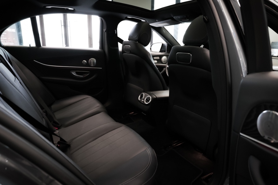 Used Mercedes-Benz E-Class E 300 4MATIC Sedan 2019 | 26 Motors Long Island. ELMONT, New York Used Mercedes-Benz E-Class E 300 4MATIC Sedan 2019 | 26 Motors Long Island. ELMONT, New York