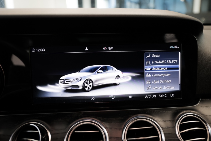 Used Mercedes-Benz E-Class E 300 4MATIC Sedan 2019 | 26 Motors Long Island. ELMONT, New York Used Mercedes-Benz E-Class E 300 4MATIC Sedan 2019 | 26 Motors Long Island. ELMONT, New York