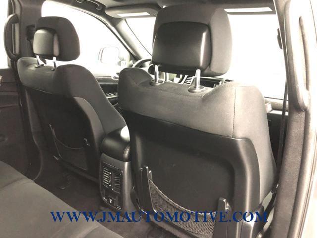 Used Jeep Grand Cherokee 4WD 4dr Laredo 2016 | J&M Automotive Sls&Svc LLC. Naugatuck, Connecticut Used Jeep Grand Cherokee 4WD 4dr Laredo 2016 | J&M Automotive Sls&Svc LLC. Naugatuck, Connecticut
