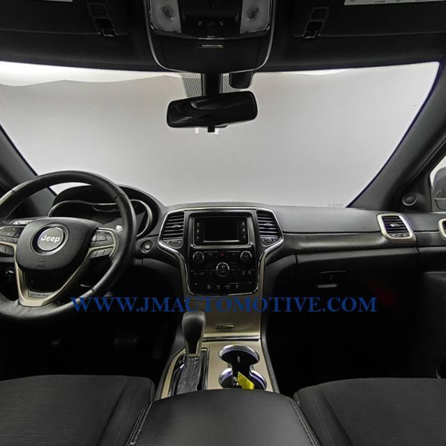 Used Jeep Grand Cherokee 4WD 4dr Laredo 2016 | J&M Automotive Sls&Svc LLC. Naugatuck, Connecticut Used Jeep Grand Cherokee 4WD 4dr Laredo 2016 | J&M Automotive Sls&Svc LLC. Naugatuck, Connecticut