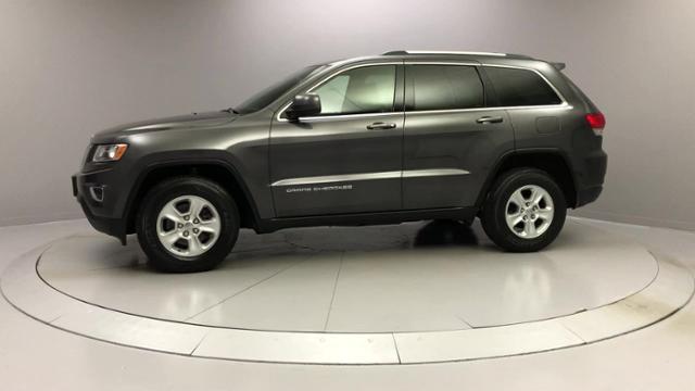 Used Jeep Grand Cherokee 4WD 4dr Laredo 2016 | J&M Automotive Sls&Svc LLC. Naugatuck, Connecticut Used Jeep Grand Cherokee 4WD 4dr Laredo 2016 | J&M Automotive Sls&Svc LLC. Naugatuck, Connecticut
