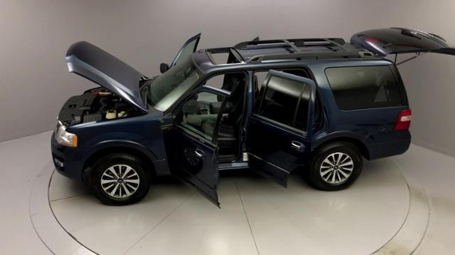 2016 Ford Expedition 4WD 4dr XLT, available for sale in Naugatuck, Connecticut | J&M Automotive Sls&Svc LLC. Naugatuck, Connecticut 2016 Ford Expedition 4WD 4dr XLT, available for sale in Naugatuck, Connecticut | J&M Automotive Sls&Svc LLC. Naugatuck, Connecticut