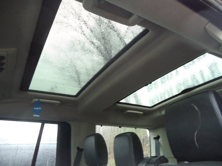 2008 Land Rover LR3 4WD 4dr SE, available for sale in Naugatuck, Connecticut | Riverside Motorcars, LLC. Naugatuck, Connecticut 2008 Land Rover LR3 4WD 4dr SE, available for sale in Naugatuck, Connecticut | Riverside Motorcars, LLC. Naugatuck, Connecticut