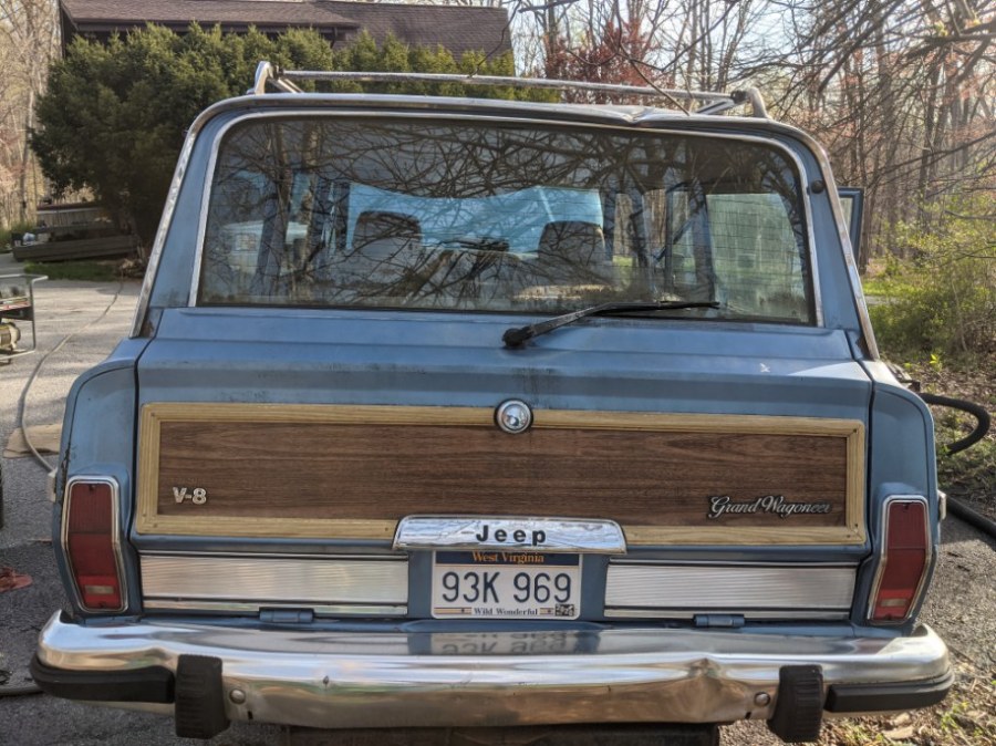 Used Jeep Grand Wagoneer Final Edition 1991 | Riverside Motorcars, LLC. Naugatuck, Connecticut Used Jeep Grand Wagoneer Final Edition 1991 | Riverside Motorcars, LLC. Naugatuck, Connecticut