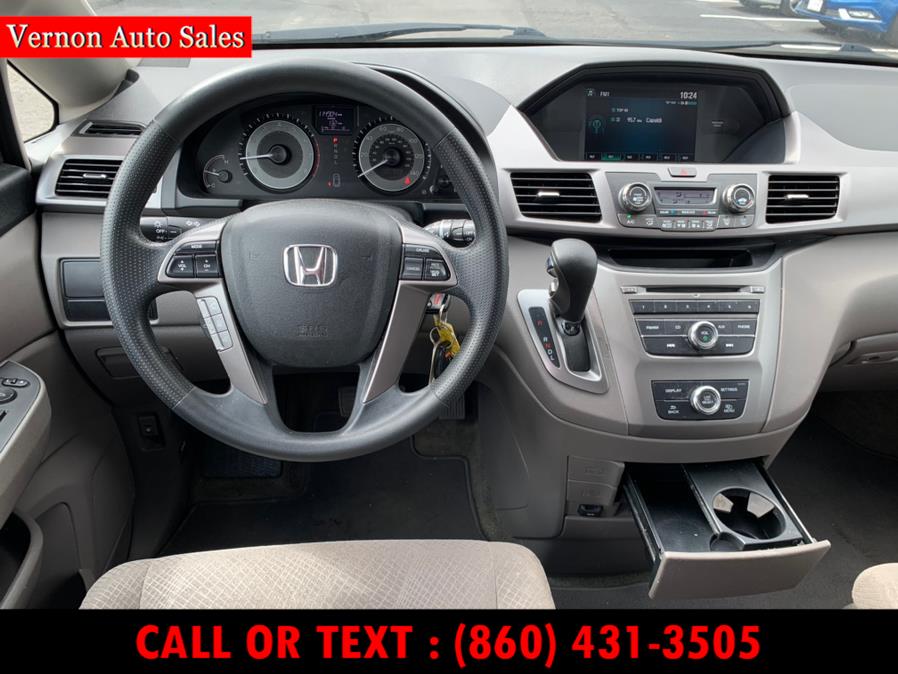2015 Honda Odyssey 5dr LX, available for sale in Manchester, Connecticut | Vernon Auto Sale & Service. Manchester, Connecticut 2015 Honda Odyssey 5dr LX, available for sale in Manchester, Connecticut | Vernon Auto Sale & Service. Manchester, Connecticut