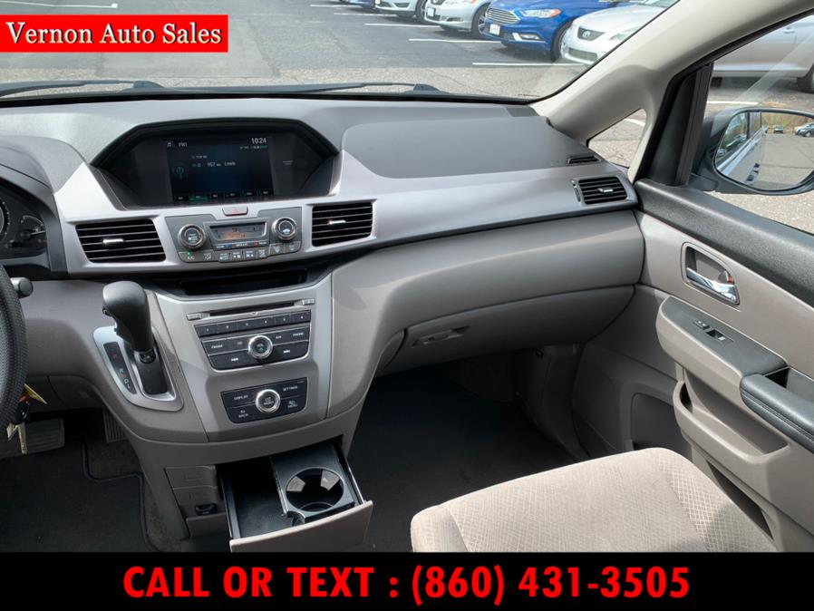 2015 Honda Odyssey 5dr LX, available for sale in Manchester, Connecticut | Vernon Auto Sale & Service. Manchester, Connecticut 2015 Honda Odyssey 5dr LX, available for sale in Manchester, Connecticut | Vernon Auto Sale & Service. Manchester, Connecticut