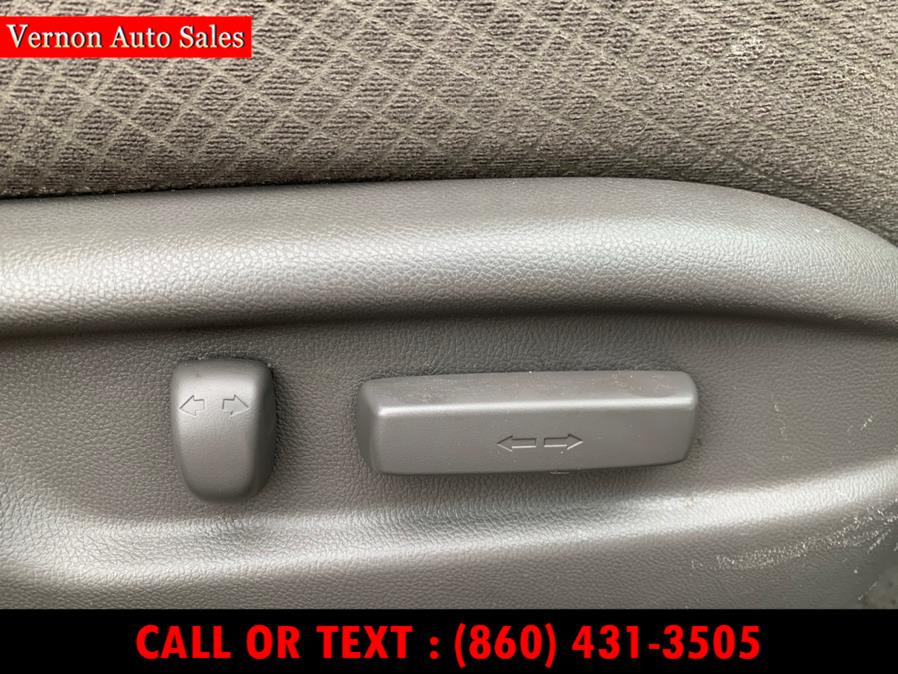 2015 Honda Odyssey 5dr LX, available for sale in Manchester, Connecticut | Vernon Auto Sale & Service. Manchester, Connecticut 2015 Honda Odyssey 5dr LX, available for sale in Manchester, Connecticut | Vernon Auto Sale & Service. Manchester, Connecticut