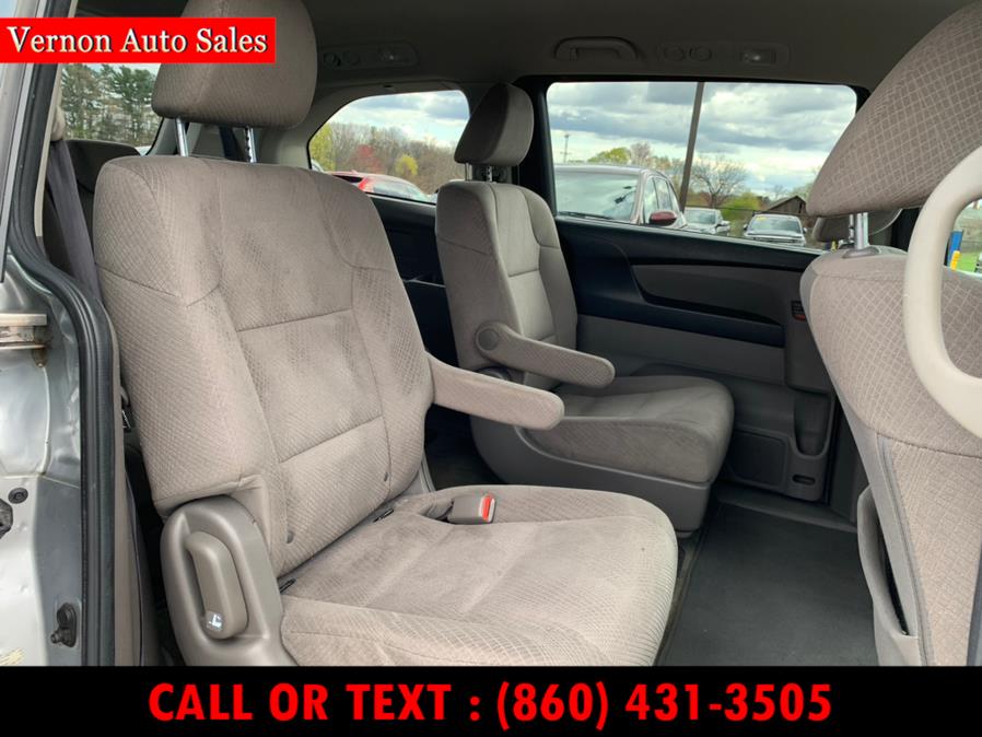 2015 Honda Odyssey 5dr LX, available for sale in Manchester, Connecticut | Vernon Auto Sale & Service. Manchester, Connecticut 2015 Honda Odyssey 5dr LX, available for sale in Manchester, Connecticut | Vernon Auto Sale & Service. Manchester, Connecticut