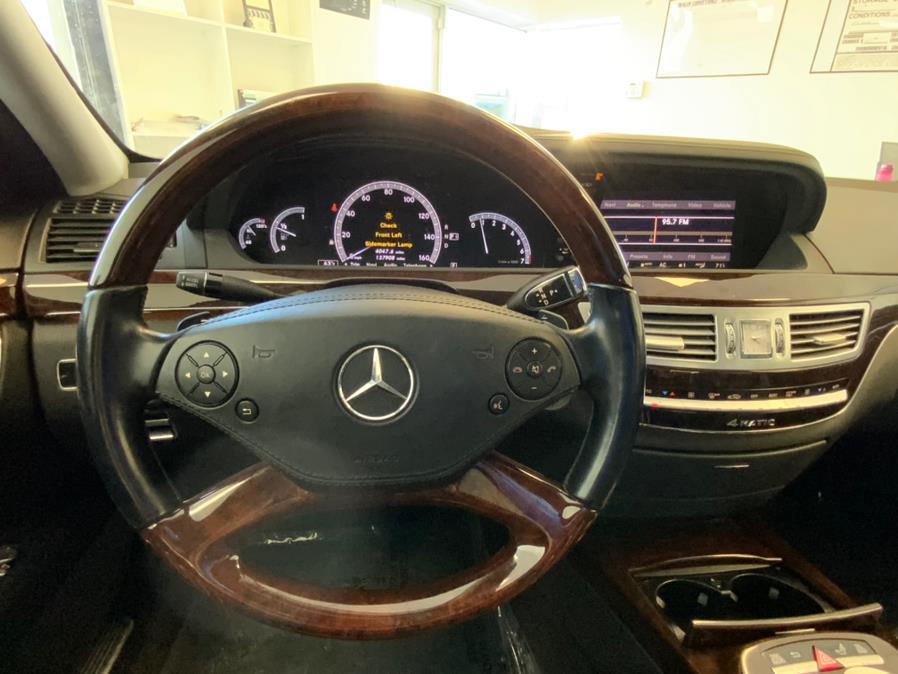 Used Mercedes-Benz S-Class 4dr Sdn S550 4MATIC 2013 | Franklin Motors Auto Sales LLC. Hartford, Connecticut Used Mercedes-Benz S-Class 4dr Sdn S550 4MATIC 2013 | Franklin Motors Auto Sales LLC. Hartford, Connecticut