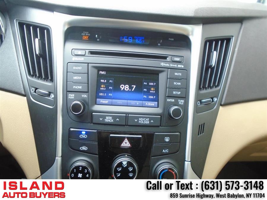 Used Hyundai Sonata GLS 4dr Sedan 2014 | Island Auto Buyers. West Babylon, New York Used Hyundai Sonata GLS 4dr Sedan 2014 | Island Auto Buyers. West Babylon, New York