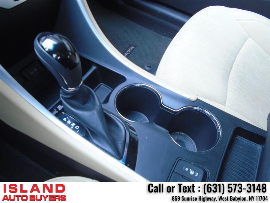 Used Hyundai Sonata GLS 4dr Sedan 2014 | Island Auto Buyers. West Babylon, New York Used Hyundai Sonata GLS 4dr Sedan 2014 | Island Auto Buyers. West Babylon, New York
