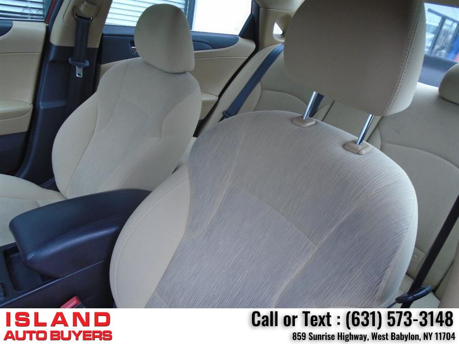 Used Hyundai Sonata GLS 4dr Sedan 2014 | Island Auto Buyers. West Babylon, New York Used Hyundai Sonata GLS 4dr Sedan 2014 | Island Auto Buyers. West Babylon, New York