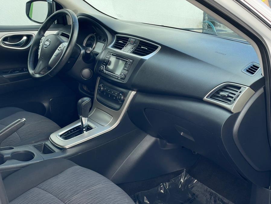 2015 Nissan Sentra 4dr Sdn I4 CVT SV, available for sale in Corona, California | Green Light Auto. Corona, California 2015 Nissan Sentra 4dr Sdn I4 CVT SV, available for sale in Corona, California | Green Light Auto. Corona, California