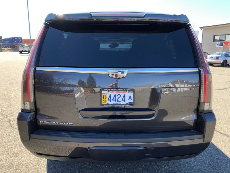 2016 Cadillac Escalade ESV 4WD 4dr Premium Collection, available for sale in West Springfield, Massachusetts | Union Street Auto Sales. West Springfield, Massachusetts 2016 Cadillac Escalade ESV 4WD 4dr Premium Collection, available for sale in West Springfield, Massachusetts | Union Street Auto Sales. West Springfield, Massachusetts