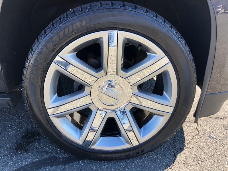 2016 Cadillac Escalade ESV 4WD 4dr Premium Collection, available for sale in West Springfield, Massachusetts | Union Street Auto Sales. West Springfield, Massachusetts 2016 Cadillac Escalade ESV 4WD 4dr Premium Collection, available for sale in West Springfield, Massachusetts | Union Street Auto Sales. West Springfield, Massachusetts