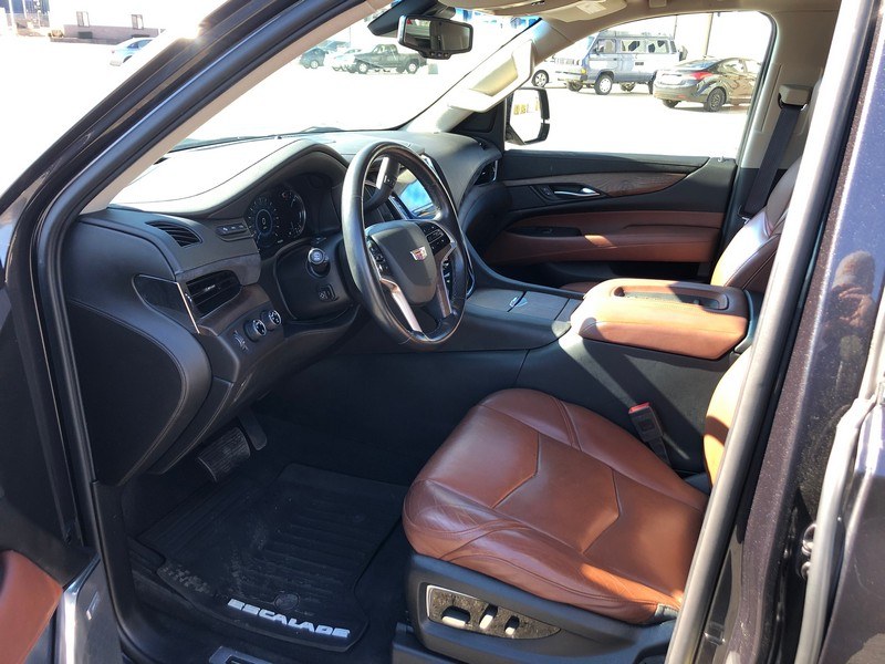 2016 Cadillac Escalade ESV 4WD 4dr Premium Collection, available for sale in West Springfield, Massachusetts | Union Street Auto Sales. West Springfield, Massachusetts 2016 Cadillac Escalade ESV 4WD 4dr Premium Collection, available for sale in West Springfield, Massachusetts | Union Street Auto Sales. West Springfield, Massachusetts